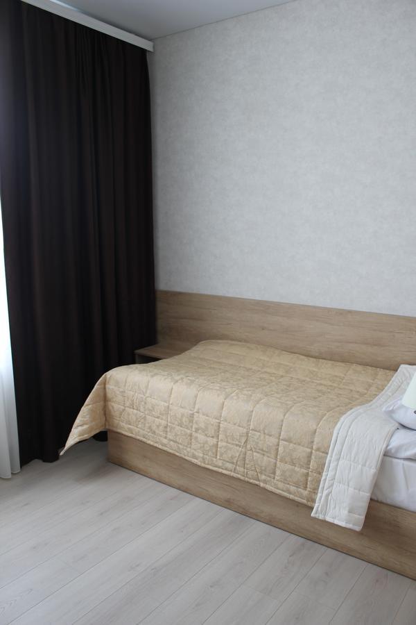 Caral Otel Comrat Dış mekan fotoğraf