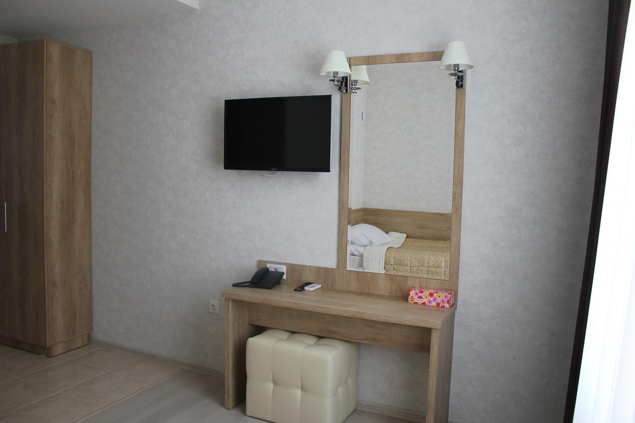 Caral Otel Comrat Dış mekan fotoğraf